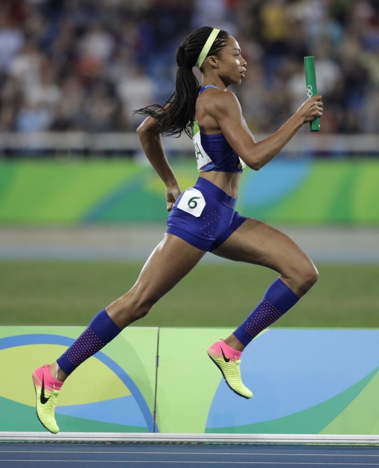 Ask the Doctor: The Benefits of Compression Clothing for Athletes