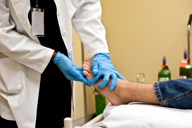 7 Common Sports Injuries a Podiatrist Can Treat