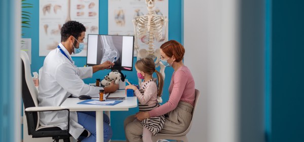 A Complete Parent’s Guide to Pediatric X-Rays for Sports Injuries