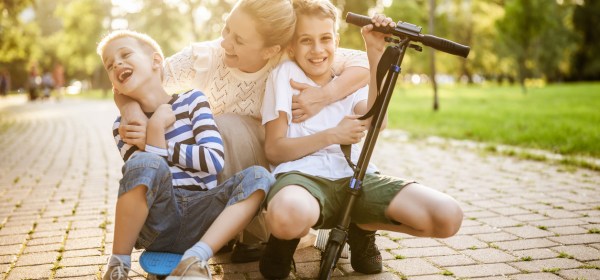E-Scooters and Injuries: Hidden Dangers Every Rider Should Know | Tips from Orthopedic Surgeon Brian J. Cole MD MBA
