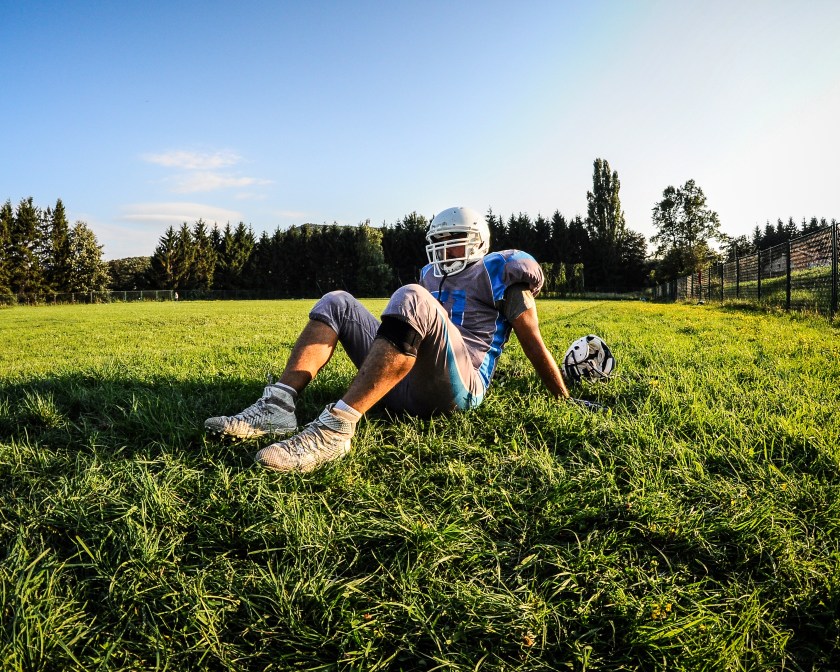 Hyperbaric Chambers in Football: What Research Shows About Muscle Recovery