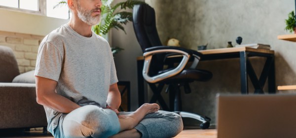 How Anxiety and Muscle Tension Affect Athletic Performance — and What Active Adults Can Do About It