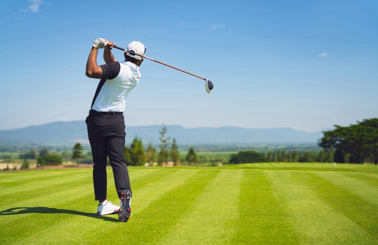 Golf Equipment & Injury Risk: Club Fit, Grip & Shaft Guide